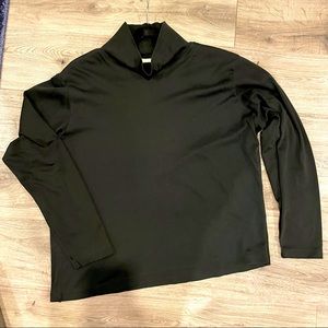 EUC LL Bean Simple Lightweight Women’s Turtleneck Top Black Sz XL